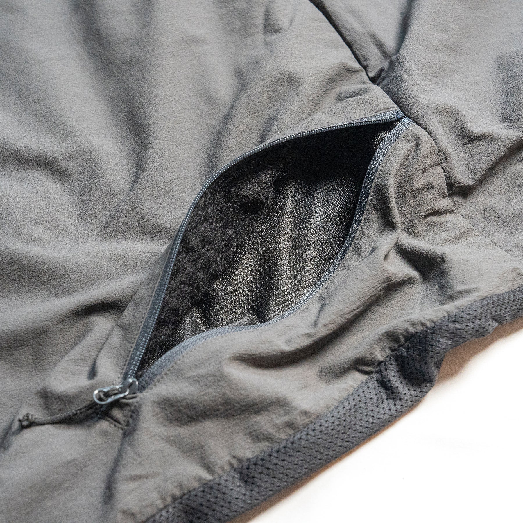 ADRIFT VEST WITH SHELL(2024年モデル)